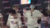 生完二胎才半年又怀了章子怡逛街托孕肚，侧面看像已有四五月