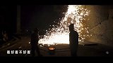 贫穷限制不了想象力！买不起烟花，他们用铁水自制烟花