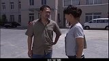 洋洋看到父母从婚姻登记所出来
