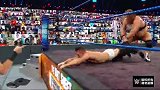 SD第1100期：在WWE混口饭不容易 不仅要被打 还要随时准备裸奔