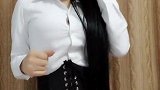 美女这身材真苗条，让人羡慕
