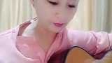 今天给朋友们弹奏一曲，为了谁，这是一首经典老歌