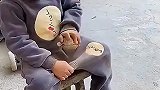 令人窒息的操作，裤子都砸破了