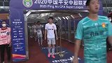 华夏黄海球员依次入场神情严肃 吴金贵谢峰迎来土帅直接对抗