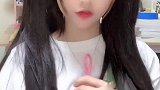 你要是敢帮别的小姐姐拧瓶盖，我就把你天灵盖给拧下来！