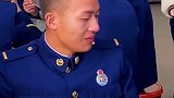 11·9全国消防日，消防员看见一年未见的妻子和儿子，瞬间泪目！消防 感动
