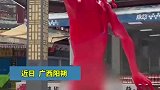 艺术可以接地气，但不能接地府
