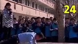 中学5旬校长为学生演示做俯卧撑 ，网友：以身作则，为好校长点赞