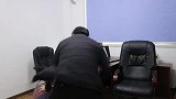 该出手时就出手，不管天长或地久