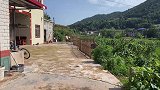 雯雪道哥去江苏出差第五天，乐乐在家和老妈学做饭，两母女吵不停