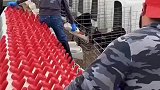 这流水线喂小牛，忙不过来啊