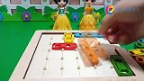 贝儿为难白雪，白雪费了好大劲终于把小车移出车库了，白雪好聪明