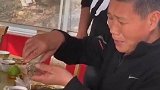 醉翁之意全在酒，不倒干净不撒手