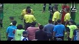 足球-17年-冲动是魔鬼 当球员和裁判爆发冲突-新闻