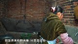 包立春卖完猪，桃子姐做一盆肥肠血，川味十足，麻辣过瘾，美滋滋