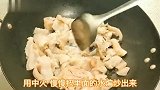 铁板鱿鱼不焯水不油炸，只需做这一步，鱿鱼干香弹牙