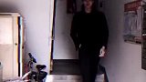 当你学别人拍“想见你”时，精神小伙简直不要太搞笑！