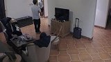 刘昊然使坏拿水枪滋彭昱畅，董子健都笑抽