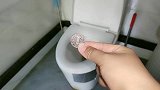 厕所里为什么要放一枚一元硬币？好多人不懂，看完抓紧回家试试