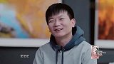 尔冬升跟郭敬明互怼出圈，如今年轻照片放出来，怪不得有底气