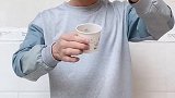 空杯变塑料，结局笑喷了！