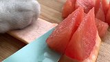 猫王：你们说本喵只会做冷饮？今天的饮料没有冰块哦~会做饭的猫