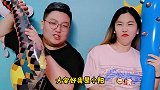 加字游戏挑战，回答不上来就被暴打，奇奇为答题甘愿“吃粑粑”