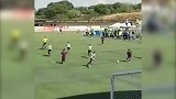 血液的传承！巴萨U11连续9脚传进球门 一招一式颇具风采