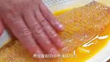 过年的餐桌上怎么能少得了鱼呢，这道糖醋鱼您一定要试一试，好吃