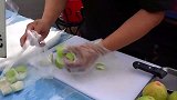 水果芭乐切水果。