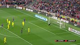 小白外围接球突施冷箭 皮球偏出球门未能构成威胁