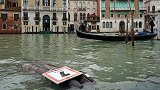 暴雨过后 威尼斯85%地区被淹 总理宣布进入“紧急状态”