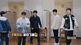五哈第二季郭京飞猜诗倒推出来，邓超直接竖起大拇指厉害