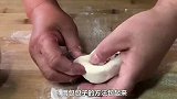 农村大妈教你在家做糖饼，无技巧无难度，3分钟学会，外酥里软