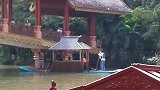 偶遇水上车祸，还好损失不大