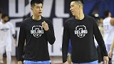 首钢沙雕二人组又来了！书豪化身暴躁少年 方硕却干起了这个勾当