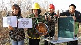 认车标打饭，谁知小伙一个都不认识，俩美女高手竟打了一锅