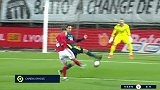 第53秒里昂球员孟菲斯射门 - 打偏