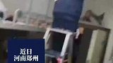 维修师傅跟学生切磋棋艺，结果完全没有对手