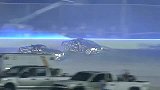 中国赛车手驾驶野马跑车，在最后一个弯道，成功将日本选手超越！