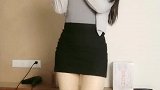 清纯甜美的美女小姐姐穿搭紧身包臀裙,时尚的美丽气质!
