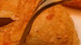 来来来，这是不是你们爱吃的薯片！尝尝好吃么？