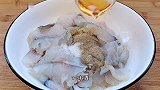鲈鱼不要再清蒸了，教你做酸汤鲈鱼，汤鲜味美，简单好吃又下饭
