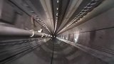 带你坐驾驶室穿越广州地铁的隧道，体验不一样的视觉冲击！