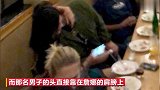 西蒙斯被绿了？ 詹娜被拍与某男子举止亲昵