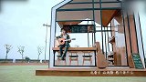 周杰伦的歌曲很有特点，也是粉丝们的整个青春