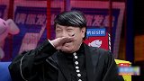 杨幂秒变绿茶嘟嘴卖萌，表情到位太像了，一旁蔡康永直呼好可怕