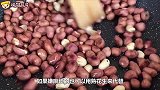 花生酥不用买，农村大妈教你在家做，半斤面粉做一大盘，真划算