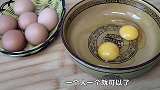 原来煮荷包蛋这么简单，很多人一做就散花，这样做又圆又嫩又漂亮