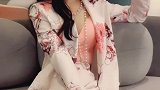 你结婚了吗？没结我追你啊跟了我你啥都不用愁